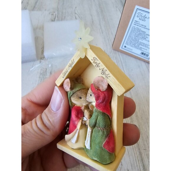 Enesco Nativity creche mouse tails with heart 600-8771 Mary Joseph figurine mini - Picture 5 of 7